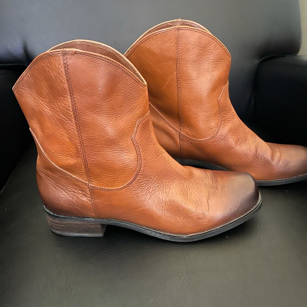 Jessica Simpson Boots